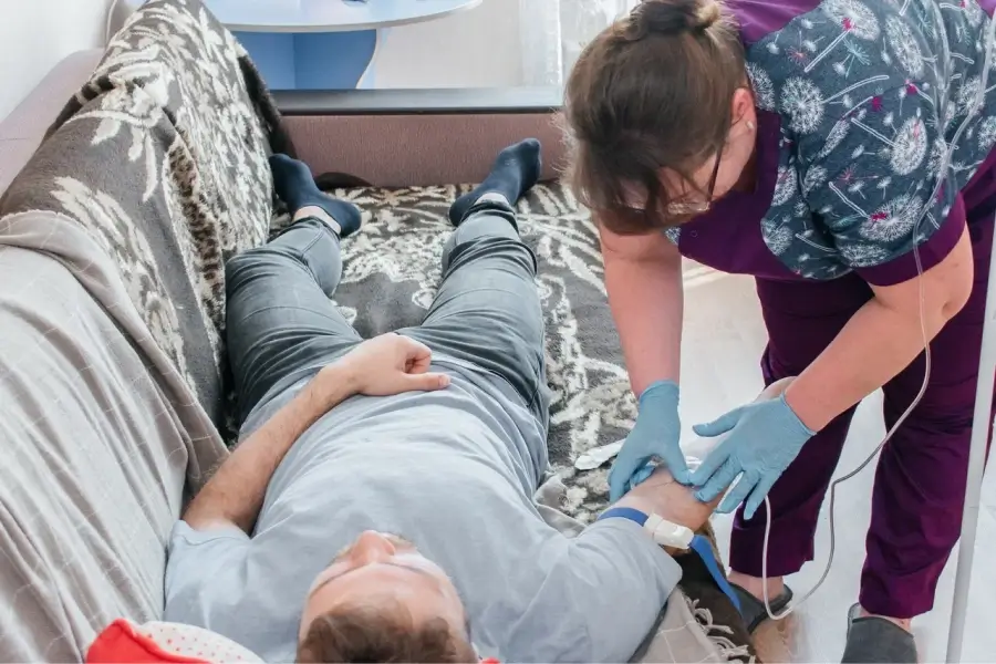 Срочный вывод из запоя в Павловске: быстро, недорого